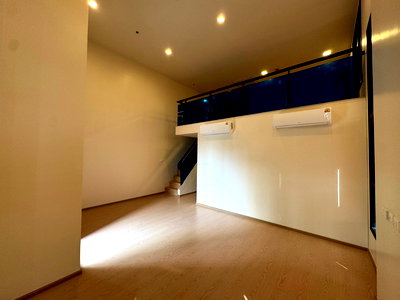 ขายคอนโด : 🔥Loft2ชั้น ราคาพิเศษยูนิตสุดท้าย 6.99 ลบ.🔥คอนโด The Base Urban พระราม9 (2ห้องนอน 1ห้องน้ำ) ขนาด 68 ตรม. 📲095-6922871