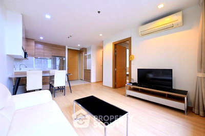 Condos for sale : 2-BR 65 Sqm Condo In Rhythm Ratchada-Huaikwang, 100m To MRT Huai Khwang (ID 2330784)