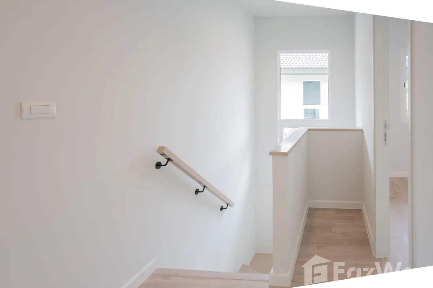 picture 4 Bedroom House For Rent 6114568 - 12/30