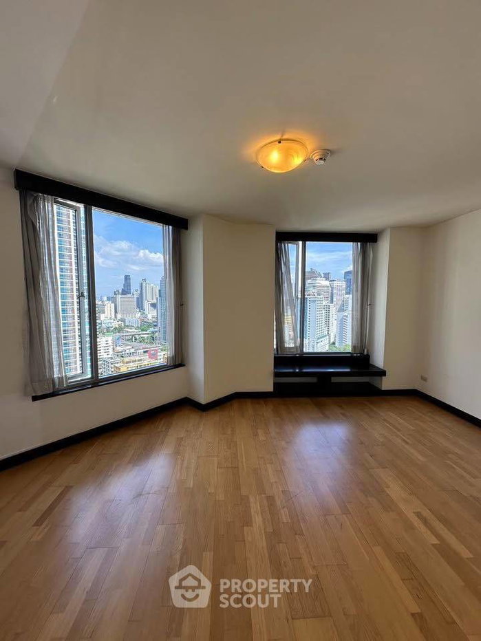 รูป คอนโด 3-ห้องนอน ที่ ออลซีซั่น แมนชั่น คอนโดมิเนียม ใกล้ BTS เพลินจิต (ID 2449441) - รูปที่ 11/19