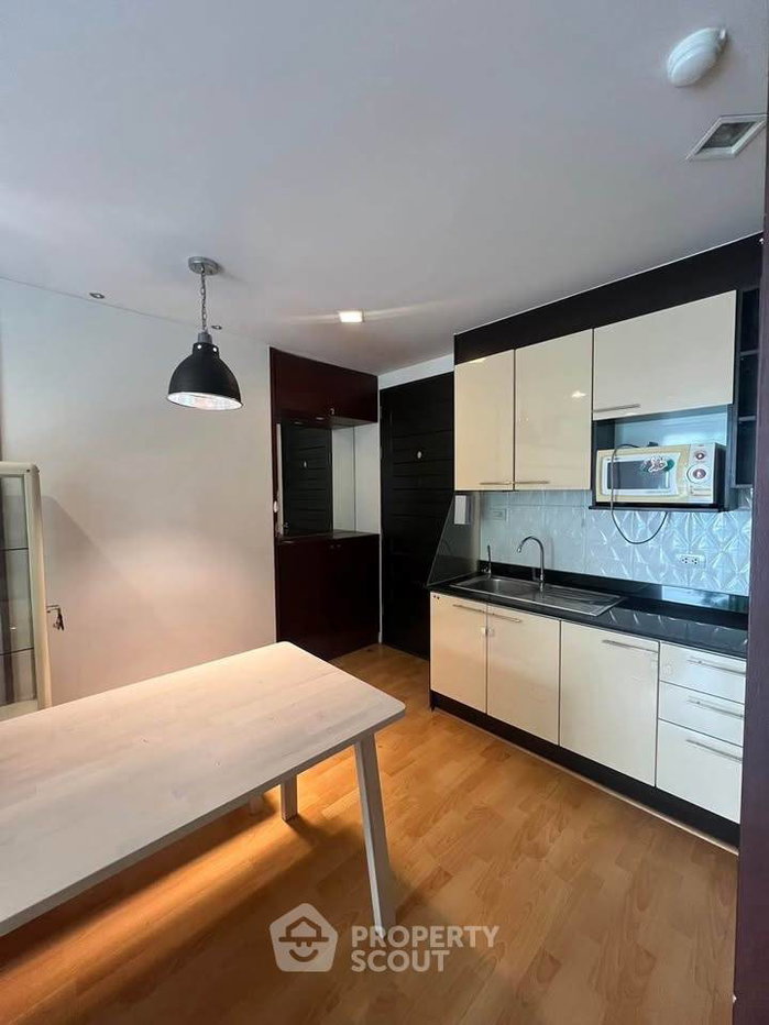 รูป คอนโด 1-ห้องนอน ที่ ดิ แอมมิธิส สุขุมวิท 39 ใกล้ BTS พร้อมพงษ์ (ID 2561107) - รูปที่ 3/9