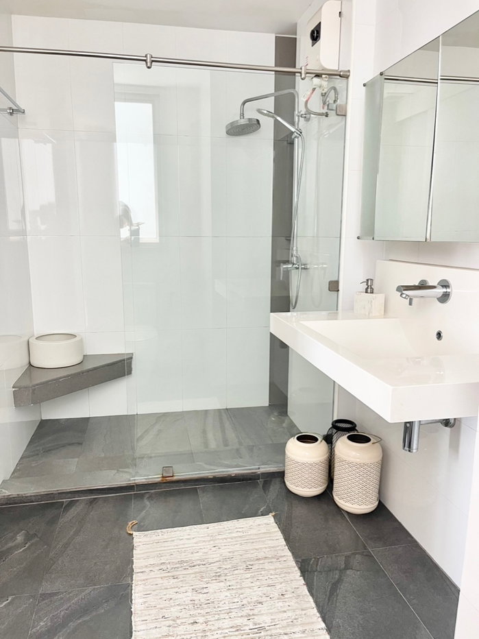 picture For Rent✨"𝐑𝐡𝐲𝐭𝐡𝐦 𝐑𝐚𝐭𝐜𝐡𝐚𝐝𝐚"✨𝑭𝒍𝒐𝒐𝒓 25+ , 𝟏 𝑩𝒆𝒅𝒓𝒐𝒐𝒎 𝟏 𝑩𝒂𝒕𝒉𝒓𝒐𝒐𝒎, 46 𝑺𝒒.𝒎. Near : MRT- Ratchada - 12/12