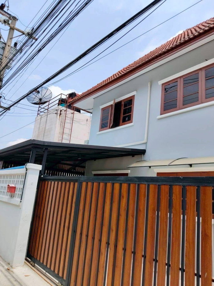 รูป 🏡✨ บ้านเช่าพร้อมอยู่ หทัยราษฎร์ ซอย 3 มีนบุรี 5 ห้องนอน 3 ห้องน้ำ ใกล้รถไฟฟ้า เดินทางสะดวก เหมาะทั้งอยู่อาศัยและจดบริษัท ✨🏡 - รูปที่ 13/13