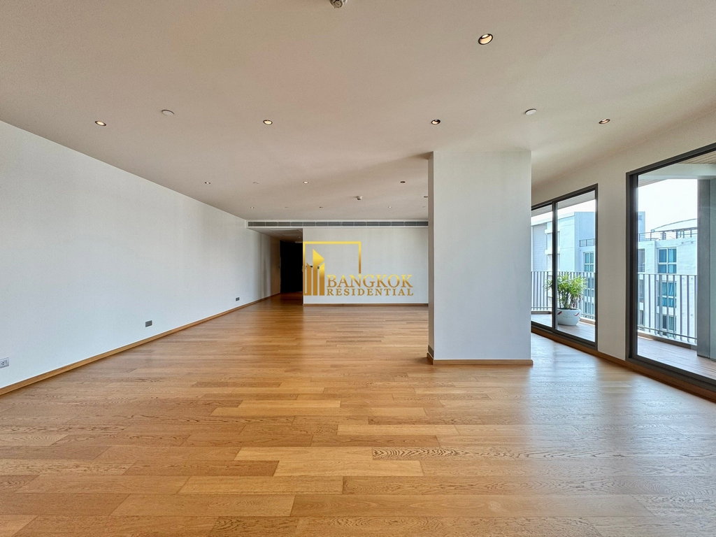picture Supreme Legend | Impressive 3 Bedroom Luxury Condo - BR19398CD - 3/34