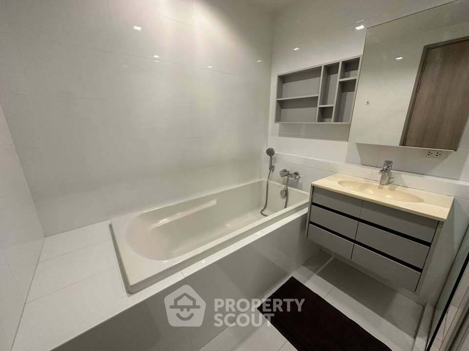 รูป คอนโด 1-ห้องนอน ที่ เอช คิว ทองหล่อ ใกล้ BTS ทองหล่อ (ID 2737303) - รูปที่ 8/9