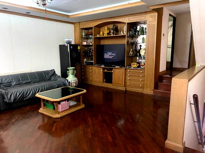 Townhouses for rent J Avenue Thonglor : LTH5415 – Townhouse FOR RENT in Thonglor 4 beds 3 baths Size 350 Sq.M. nearby BTS Thonglor Station ONLY 99k/Month