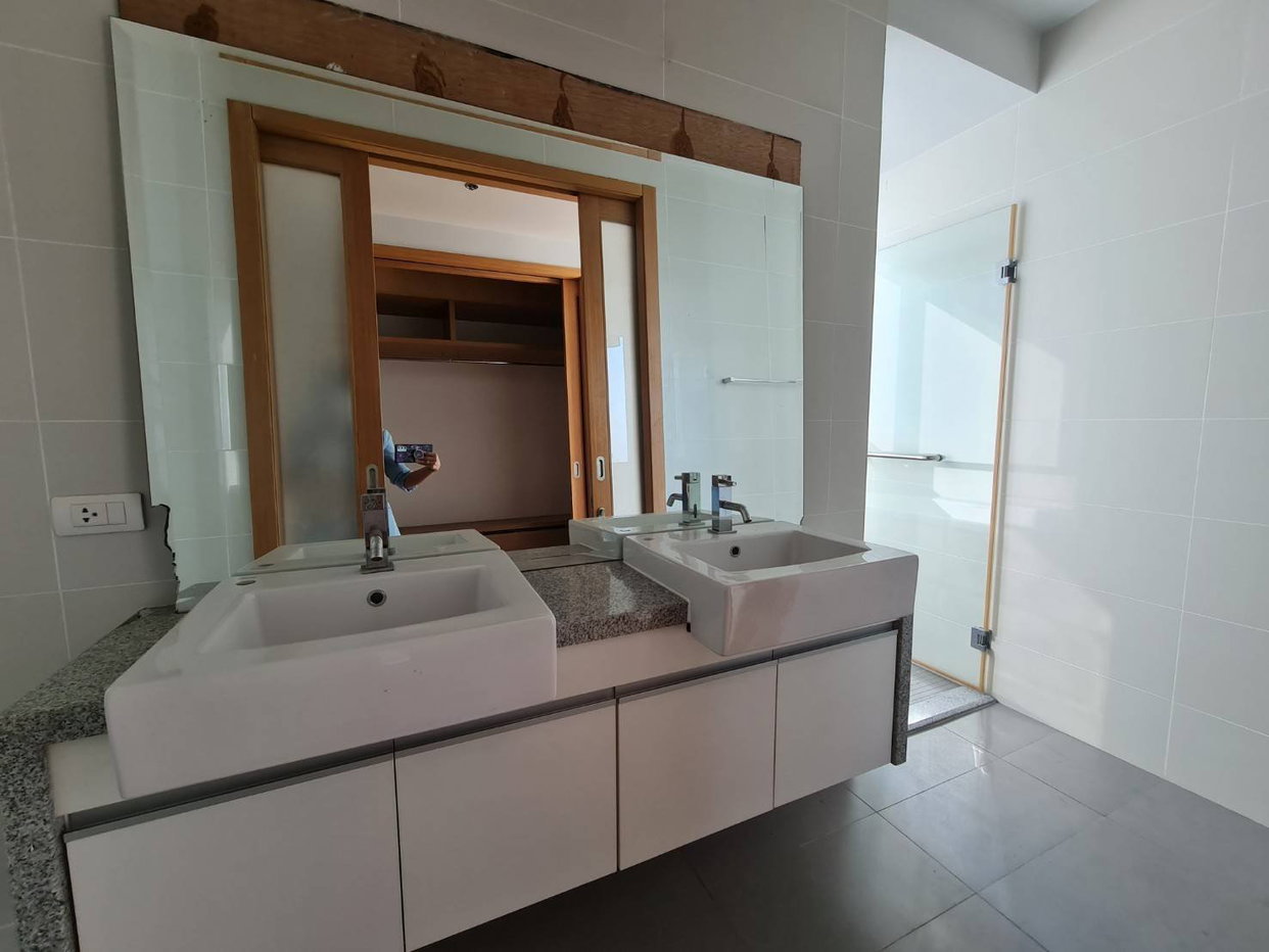รูป LTH5340 – Millennium Residence FOR SALE 3 beds 3 baths Size 193 Sq.M. nearby BTS Asoke Station ONLY 34.9 MB - รูปที่ 5/5