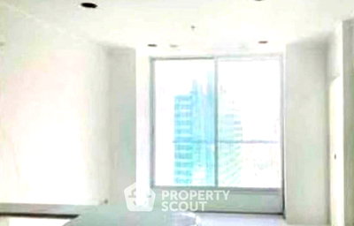 ขายคอนโด : คอนโด 2-ห้องนอน ที่ สาธร เฮ้าส์ คอนโดมิเนียม ใกล้ BTS สุรศักดิ์ (ID 2477286)