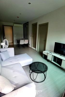 Condos for rent : 2-BR Condo At Life Asoke - Rama 9 Near MRT Phra Ram 9 (ID 1999838)