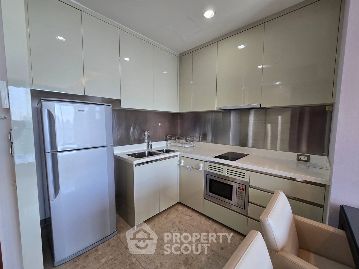 รูป คอนโด 2-ห้องนอน ที่ ดิ แอดเดรส สุขุมวิท 28 ใกล้ BTS พร้อมพงษ์ (ID 2723657) - รูปที่ 8/18