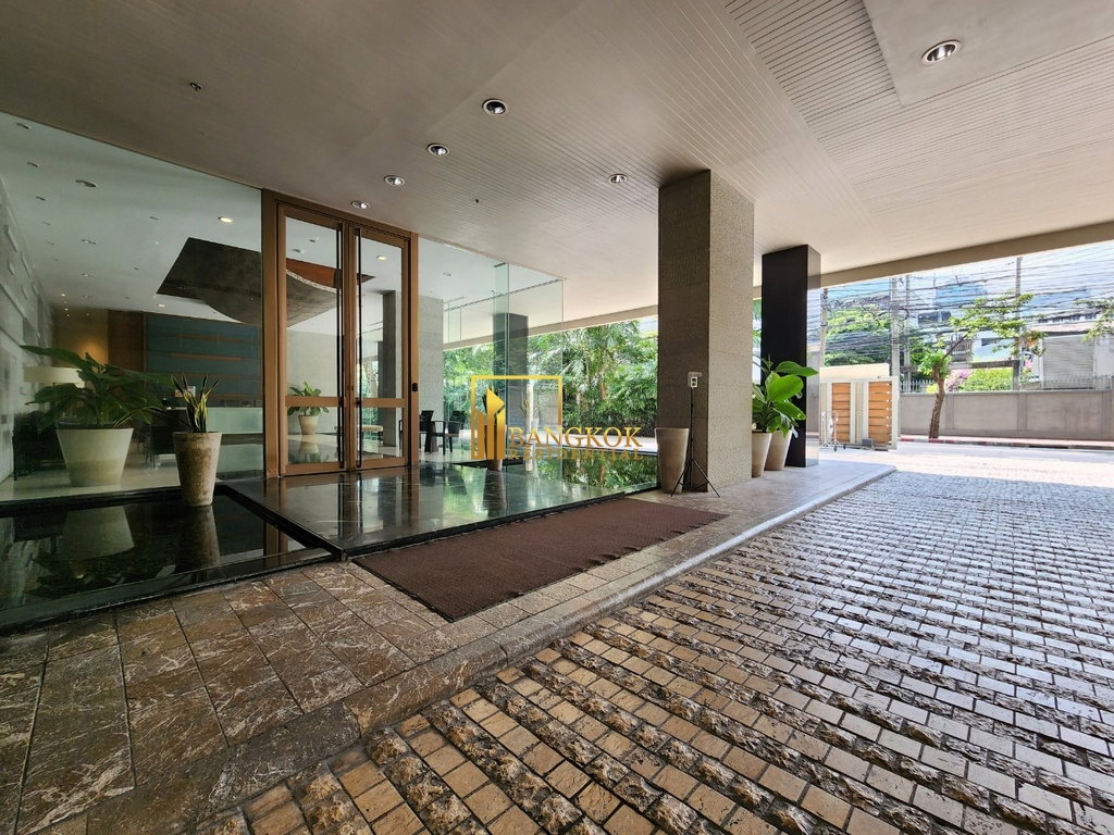 รูป The Legend Saladaeng | Bright 2 Bedroom Condo in Silom - BR6919CD - รูปที่ 35/38