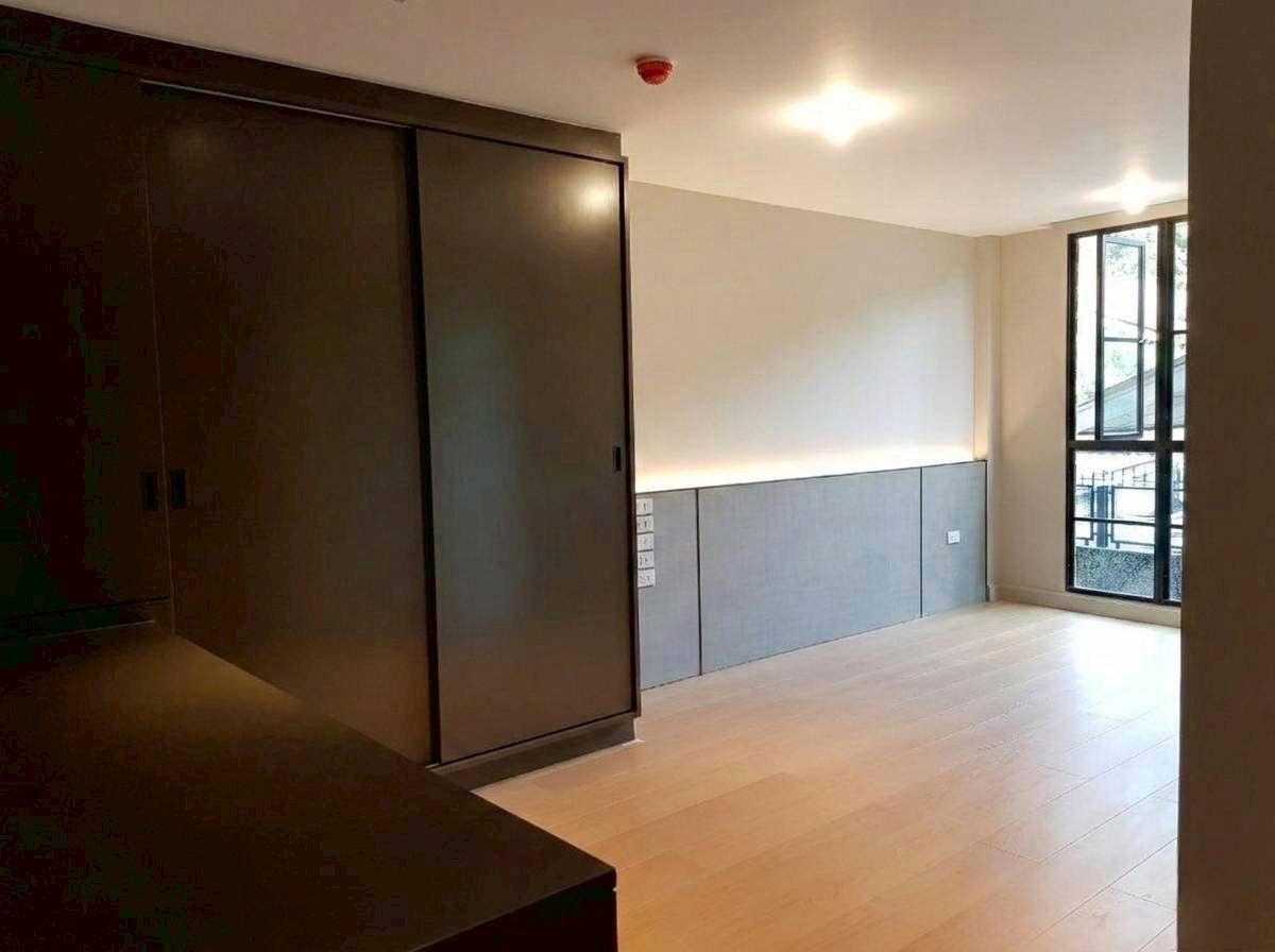 รูป [ขาย 45M] Na Vara Residence หลังสวน | 3 นอน 182 ตรม. ห้องใหญ่ Rare Item บนทำเล Freehold ใกล้ BTS ชิดลม - รูปที่ 29/46