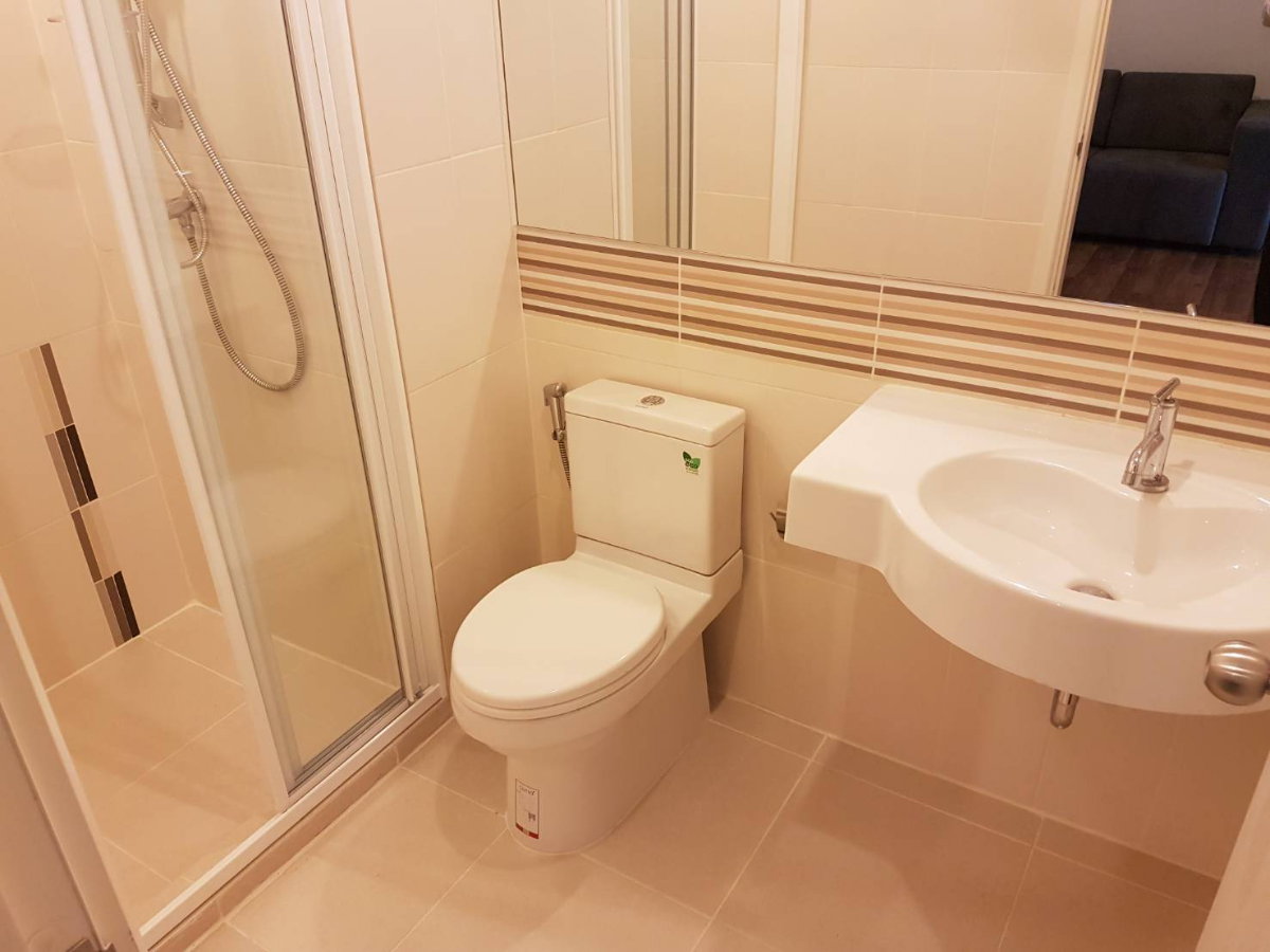 รูป คอนโดให้เช่า 1 ห้องนอน 1 ห้องน้ำ ห้องใหม่ - รูปที่ 4/14
