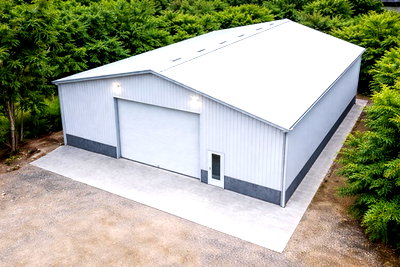 เช่าโรงงาน ถนนกรุงเทพ-ชลบุรี มอเตอร์เวย์ : ย่านกรุงเทพกรีฑา12-22 โกดังให้เช่าขนาดใหญ่ มี 2 ยูนิต 2 น้ำ ใกล้ APL บ้านทับช้าง 900 ม 650ตร.ม.ทำเลศักยภาพ