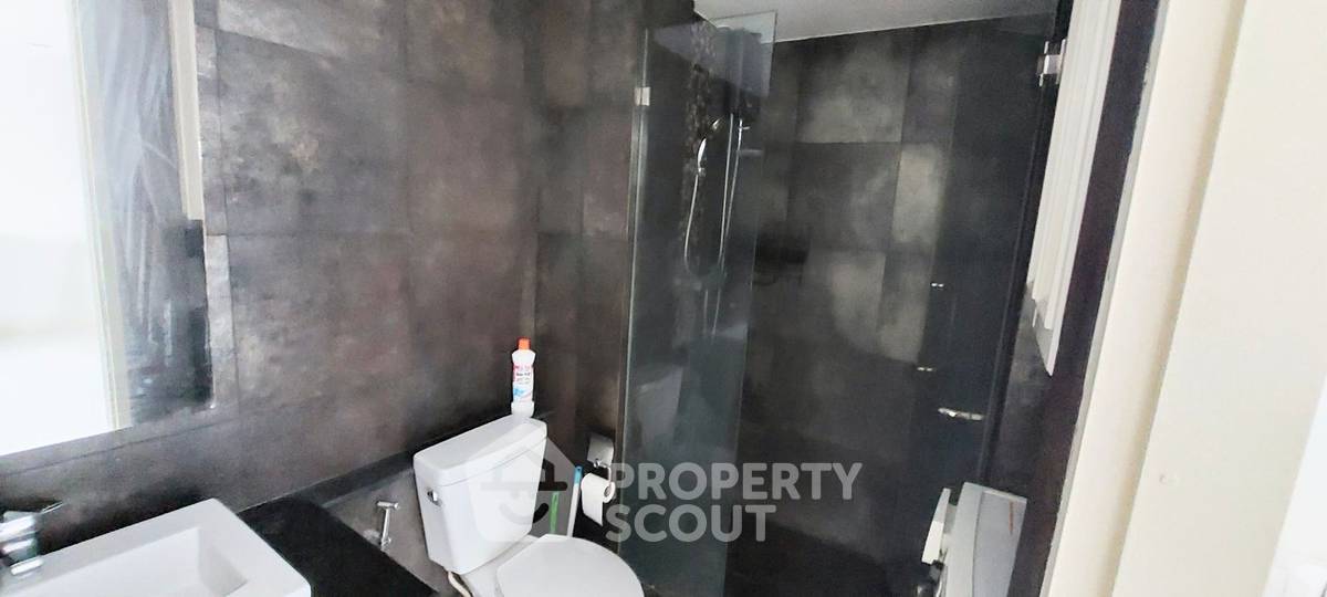 รูป คอนโด 1-ห้องนอน ที่ โว๊ค สุขุมวิท16 คอนโดมิเนียม ใกล้ MRT ศูนย์การประชุมแห่งชาติสิริกิติ์ (ID 2731580) - รูปที่ 10/11