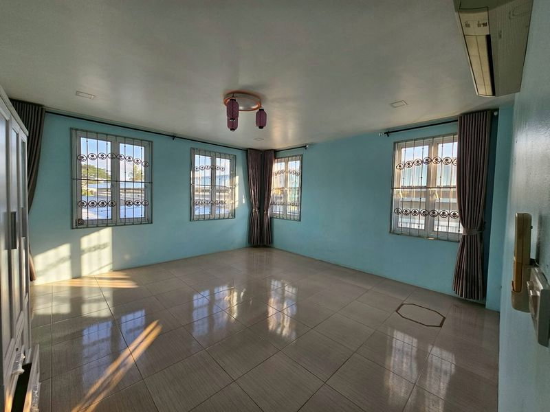 รูป ปล่อยเช่าโกดัง มาตรฐาน บ้านบึง ชลบุรี รองรับโลจิสติกส์/คลังสินค้า - รูปที่ 10/12