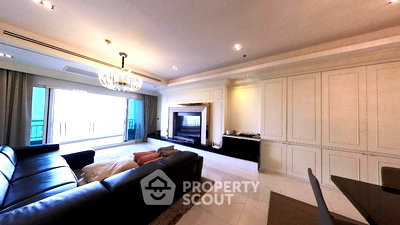 Condos for sale : 3-BR Condo at Supalai Prima Riva Rama 3 - Narathiwas in Chong Nonsi (ID 1033626)