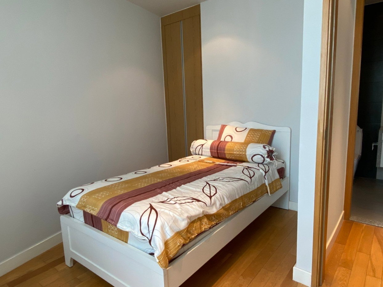 รูป LTH5450 – Millennium Residence FOR SALE 2 beds 2 baths Size 90 Sq.M. nearby BTS Asoke Station ONLY 18 MB - รูปที่ 2/5