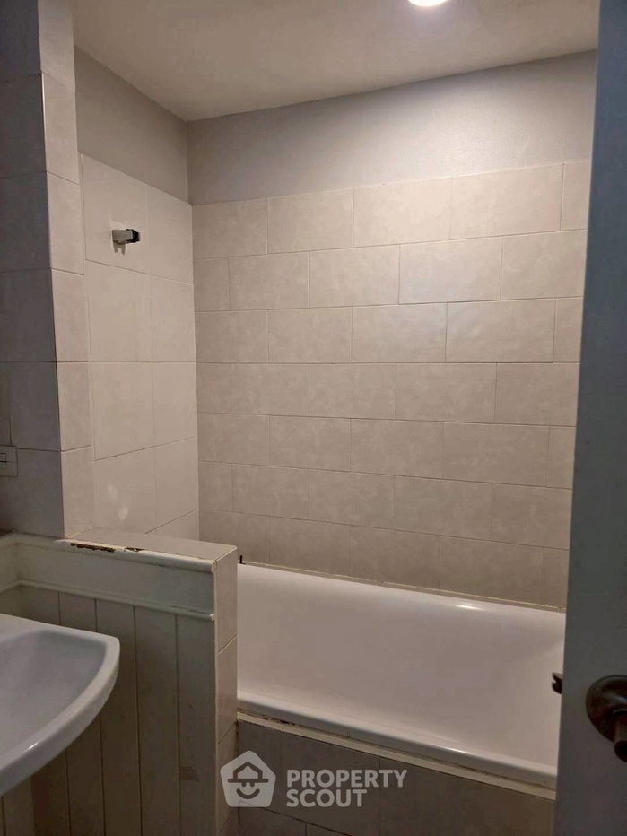 รูป คอนโด 2-ห้องนอน ที่ ทริสตัน สุขุมวิท 39 ใกล้ BTS พร้อมพงษ์ (ID 2725449) - รูปที่ 12/12