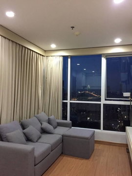 For sale condo the complete narathiwat 2 bed fylly furnished near BTS chongnonsi express way