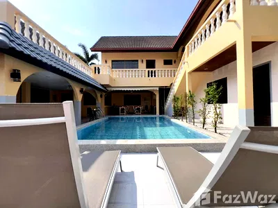 Houses for rent Chonburi : 12 Bedroom Villa for rent in Nong Prue, Chon Buri  1988083