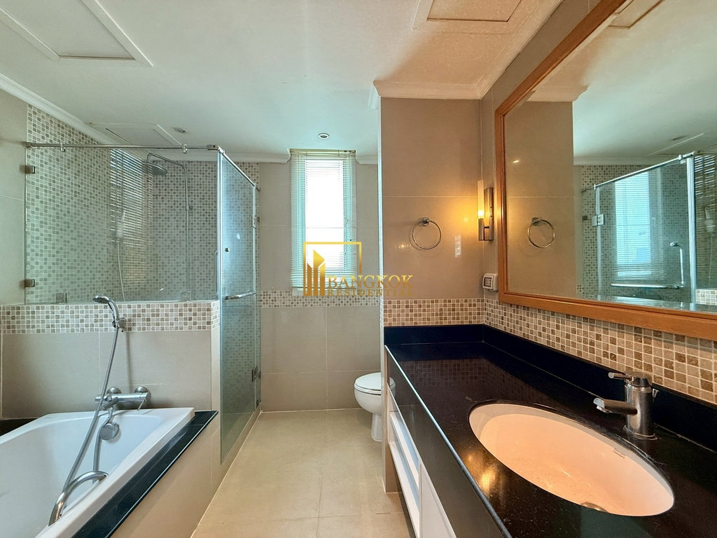 รูป Spacious 3 Bedroom Serviced Apartment in Phrom Phong Area - BR20901SA - รูปที่ 18/49