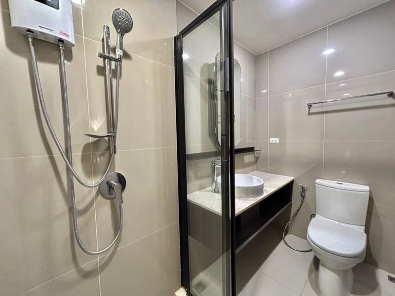 รูป 🌆 ให้เช่า: XT HUAIKHWANG เพียง 75 ม. MRT ห้วยขวาง | เฟอร์ครบ พร้อมอยู่ @90condo 🌃 - รูปที่ 14/16