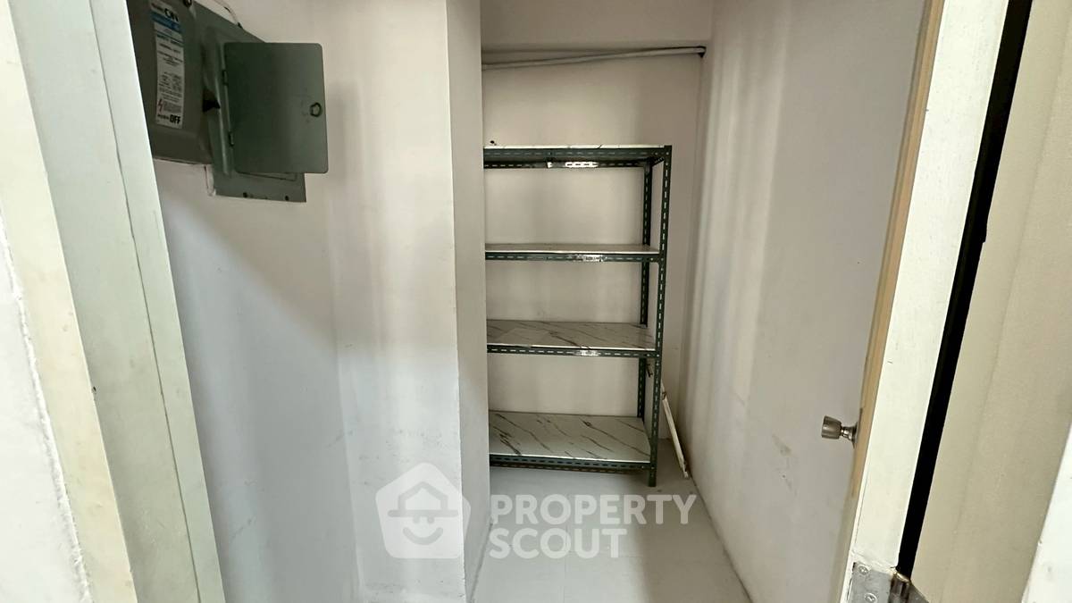 รูป คอนโด 3-ห้องนอน ที่ แกรนด์ วิลล์ เฮ้าส์ 1(สุขุมวิท24) คอนโดมิเนียม ใกล้ BTS พร้อมพงษ์ (ID 2731345) - รูปที่ 15/20