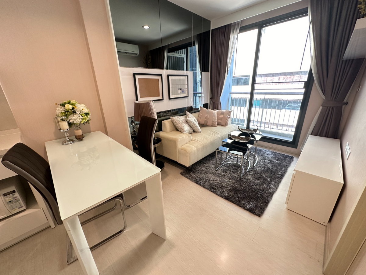 รูป ให้เช่า Rhythm สุขุมวิท 42 | 1 นอน 35.5 ตร.ม. | ติด BTS เอกมัย | ข้าง Gateway | 24,000 บาท - รูปที่ 8/15