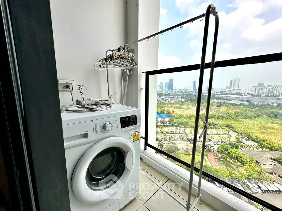 picture 1-BR Condo at Landmark @MRTA Station in Bang Kapi (ID 2732023) - 11/12