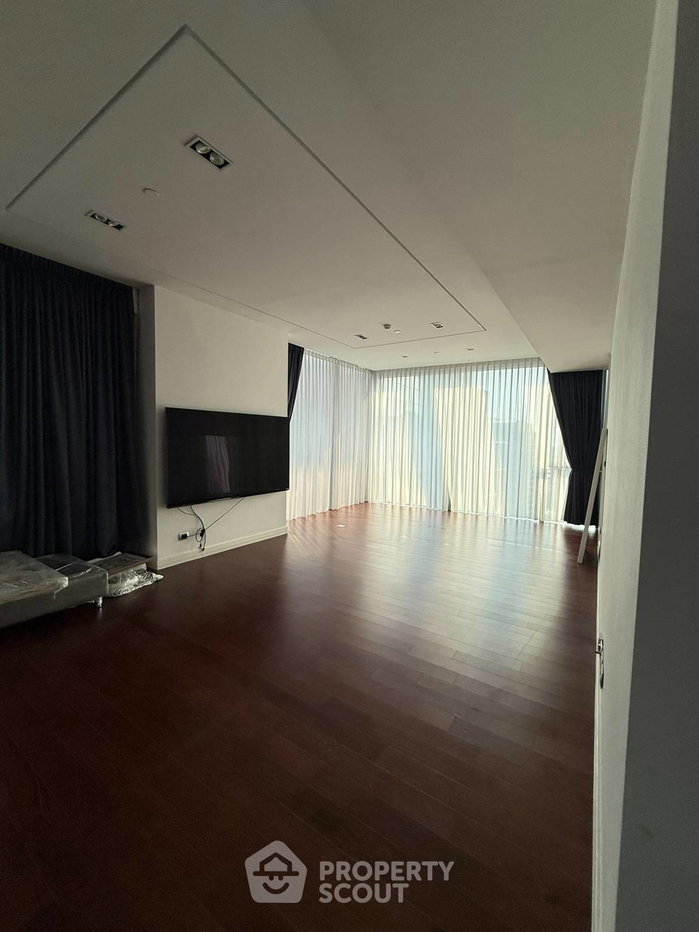 รูป คอนโด 3-ห้องนอน ที่ มาร์ค สุขุมวิท 39 ใกล้ BTS พร้อมพงษ์ (ID 2636665) - รูปที่ 3/14