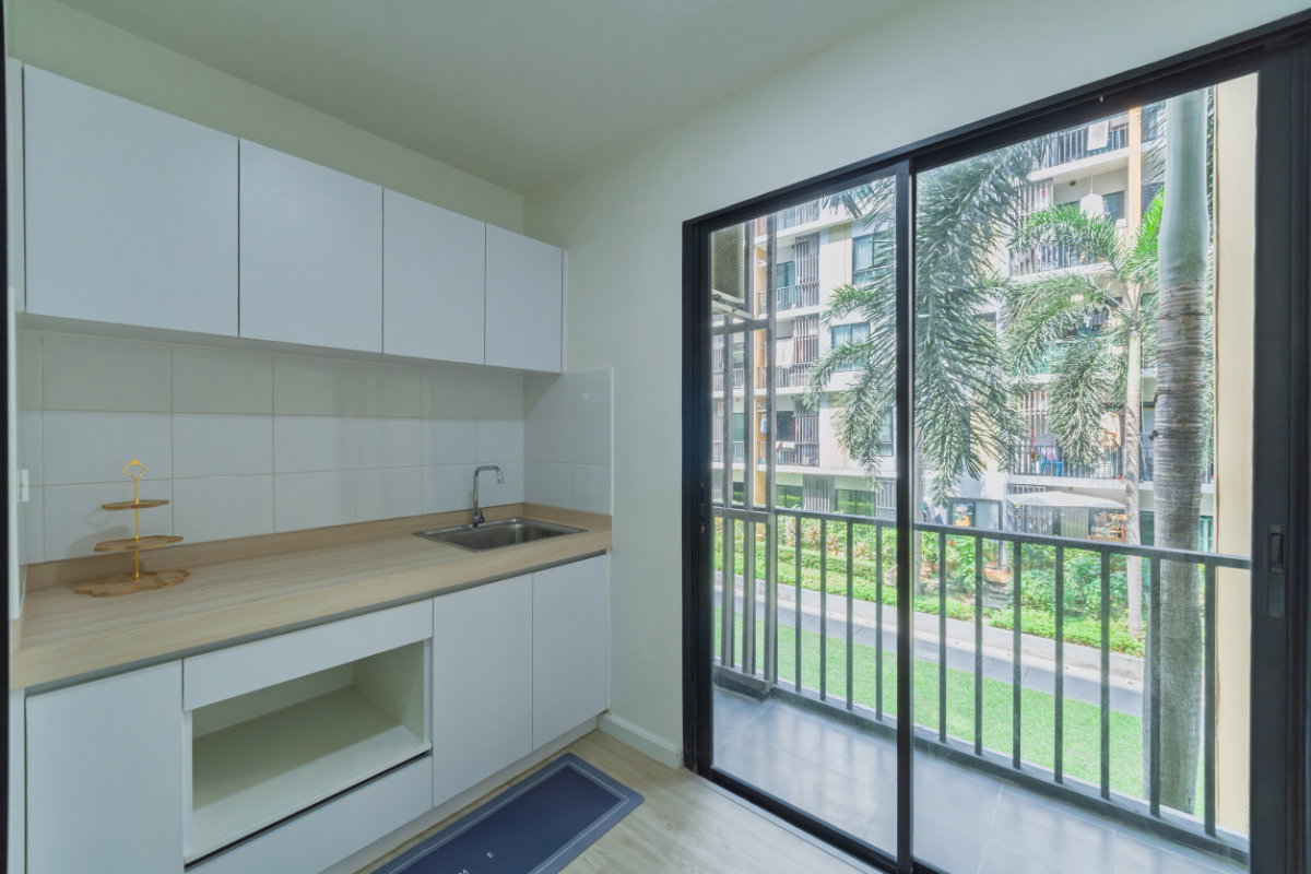 รูป ขายด่วน คอนโดเฟอร์ครบใกล้ ในซอยลาซาล ใกล้ BTS แบริ่ง - รูปที่ 13/13