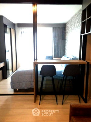 Condos for sale : 1-BR 30 Sqm On 10th Floor At Life Asoke, 300m To ARL Makkasan (ID 2737298)