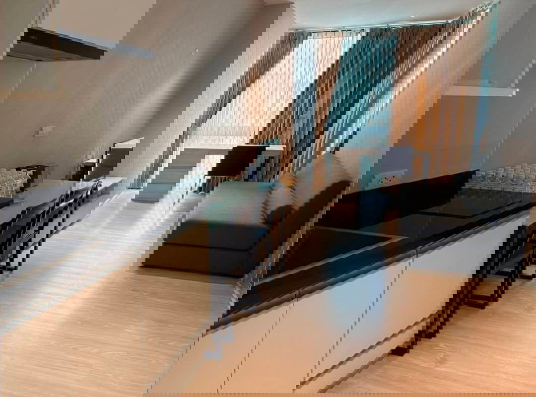 รูป ขายคอนโด Palm Springs The Parlor ถนนนิมมานเหมินท์-เชียงใหม่ เฟอร์นิเจอร์ครบ พร้อมเข้าอยู่ (C475) T.0946511456 - รูปที่ 2/6