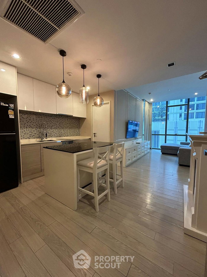 รูป คอนโด 1-ห้องนอน ที่ เดอะ รูม สุขุมวิท 21 ใกล้ MRT สุขุมวิท (ID 2738398) - รูปที่ 2/8