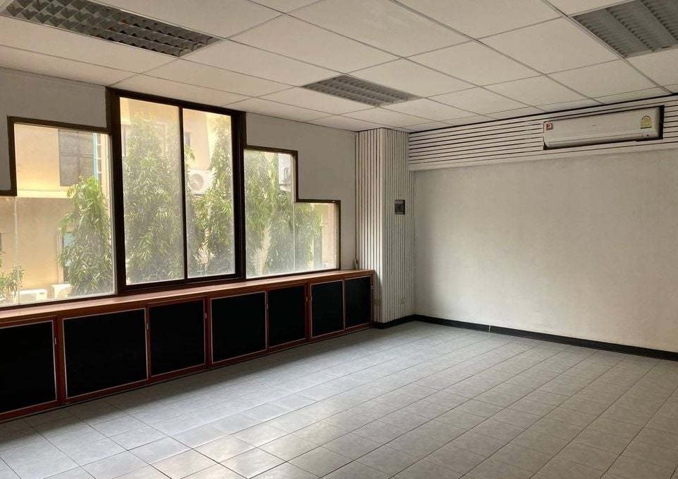 รูป LTH5309 – Office Space FOR SALE in Onnut size 280 Sq.M. nearby BTS Onnut Station ONLY 14 MB - รูปที่ 2/5