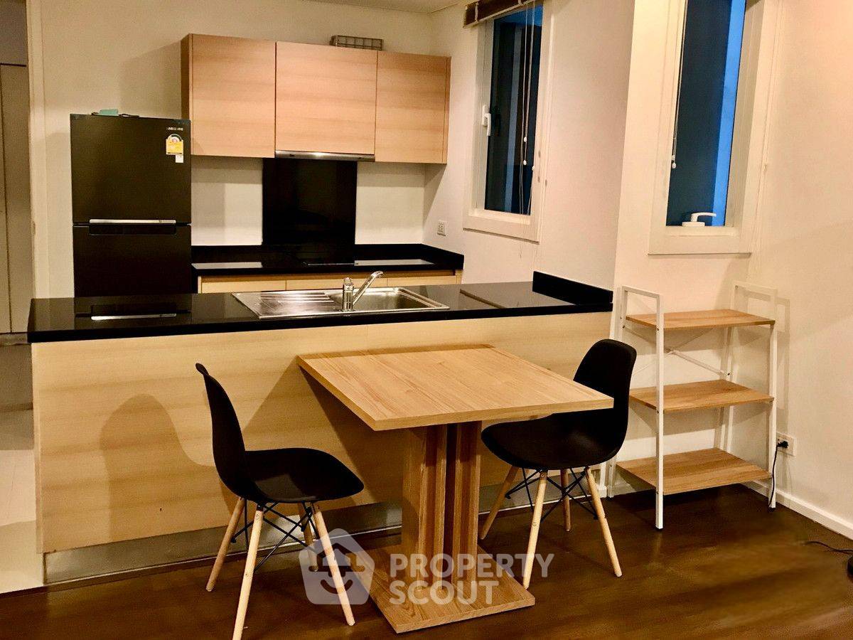 รูป คอนโด 1-ห้องนอน ที่ วินด์ สุขุมวิท 23 ใกล้ BTS อโศก (ID 2723479) - รูปที่ 3/3