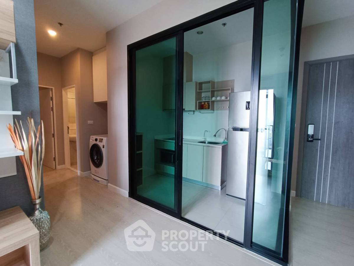 รูป คอนโด 1-ห้องนอน ที่ เดอะ นิช ไพรด์ ทองหล่อ เพชรบุรี ใน บางกะปิ (ID 2735458) - รูปที่ 3/10