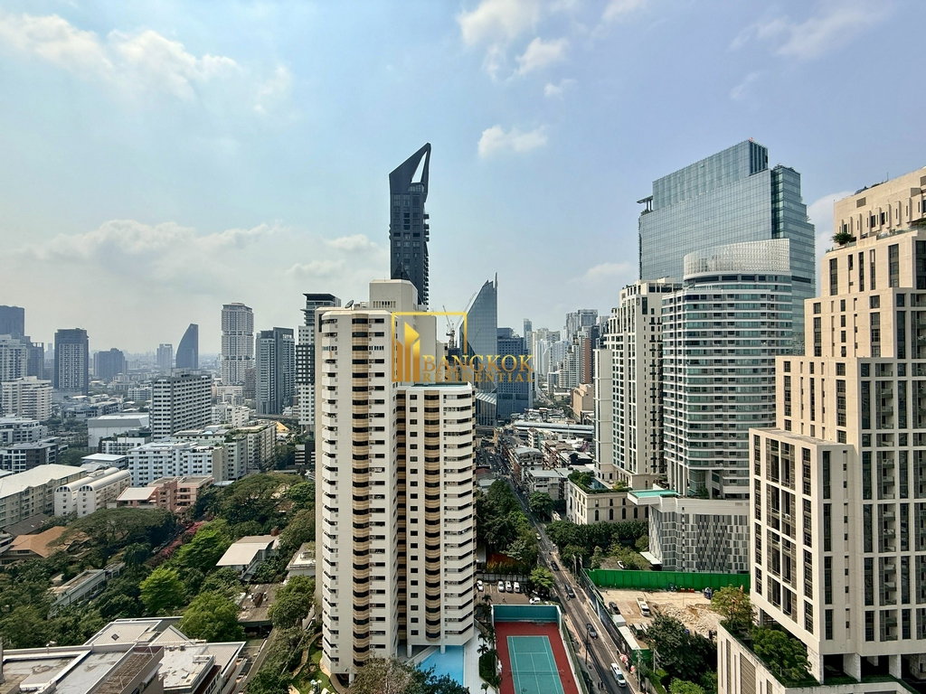 รูป Spacious 3 Bedroom Serviced Apartment in Phrom Phong Area - BR20901SA - รูปที่ 32/49