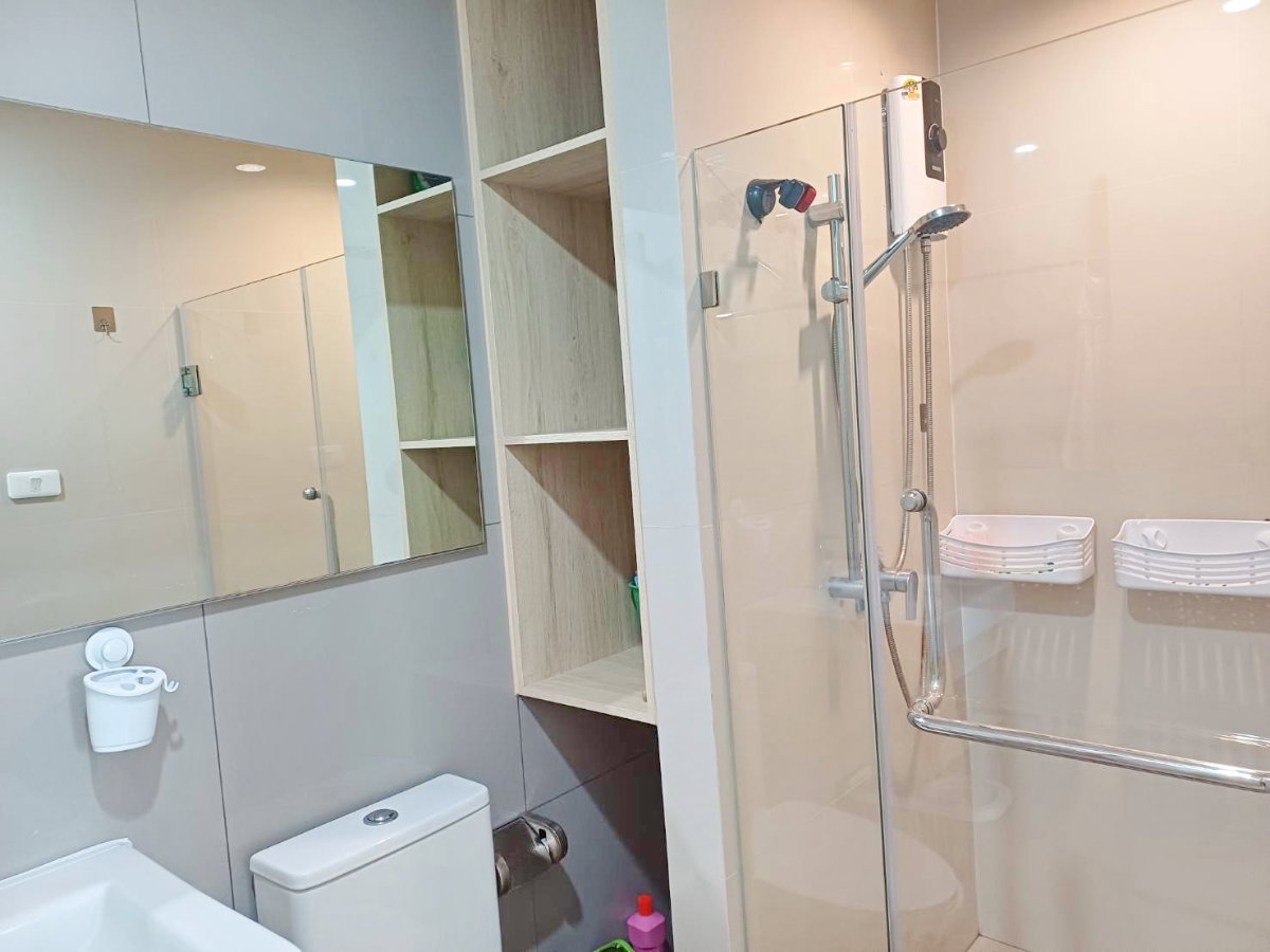รูป ให้เช่า NUE Noble Ngamwongwan นิว โนเบิล งามวงศ์วาน มีเครื่องซักผ้า ห้องนอนติดม่านให้แล้ว        - รูปที่ 3/10