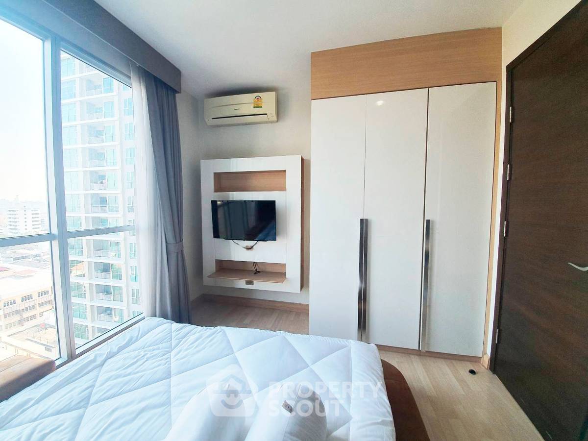 picture 1-BR Condo at Rhythm Ratchada near MRT Ratchadaphisek (ID 2736138) - 2/9