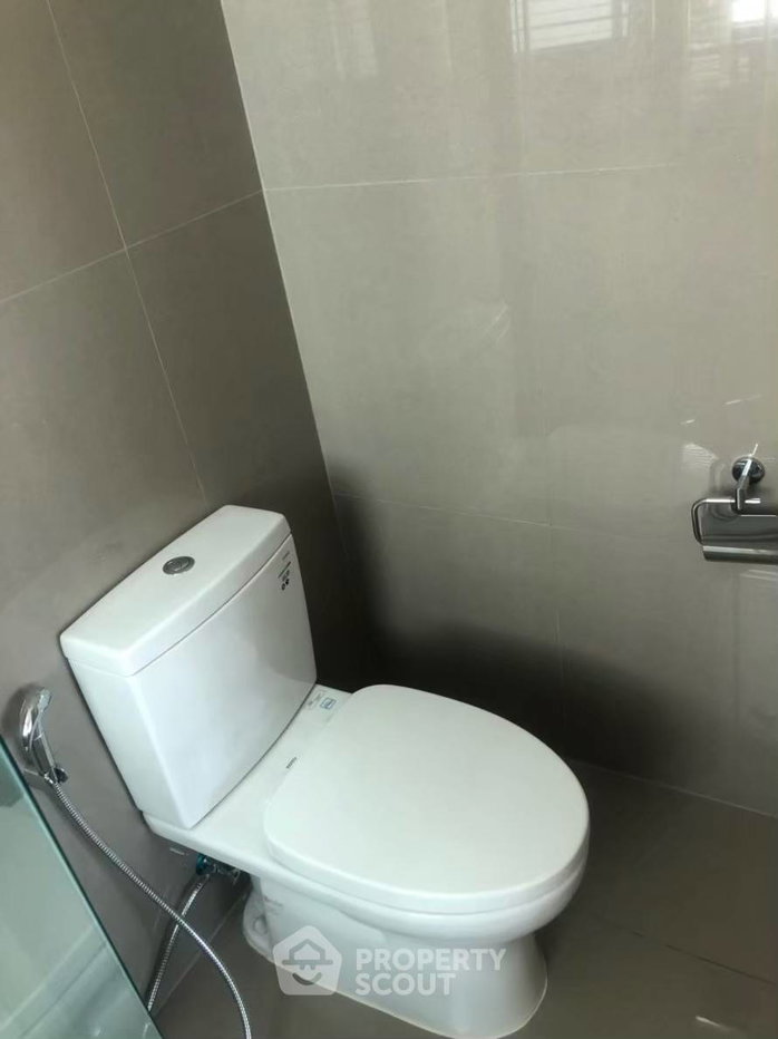 รูป คอนโด 2-ห้องนอน ที่ ริทึ่ม สุขุมวิท42 ใกล้ BTS เอกมัย (ID 621985) - รูปที่ 10/17
