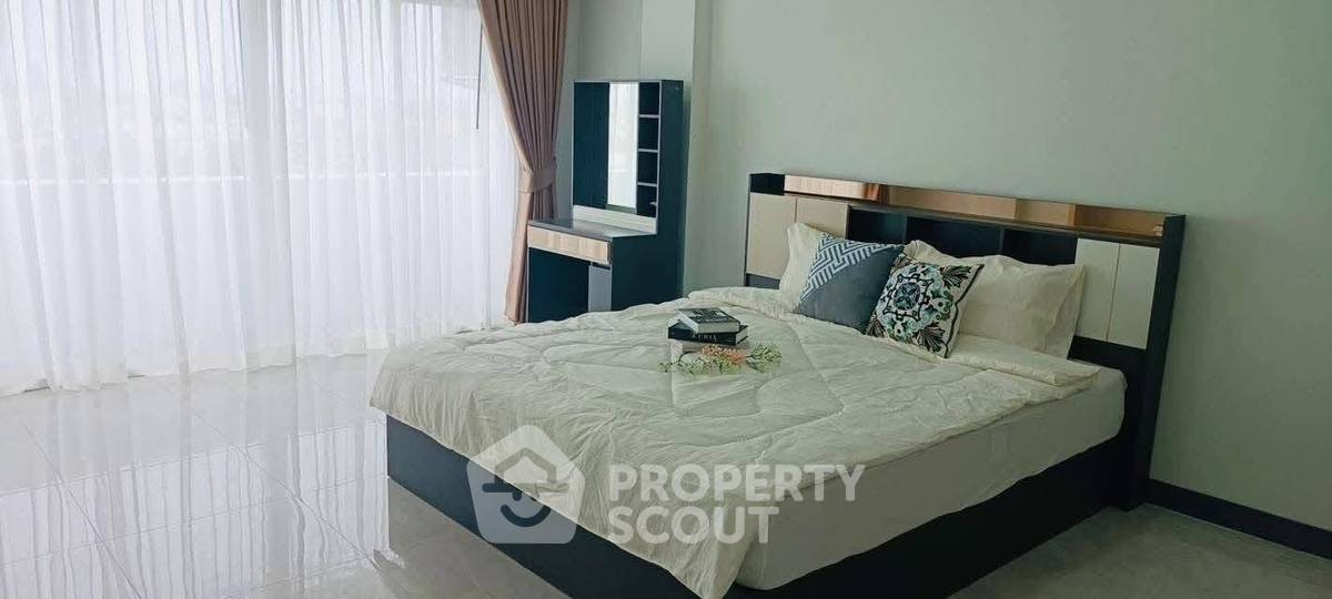 รูป คอนโด 3-ห้องนอน ที่ คอนโดเคหะ จอมเทียน ใกล้ พัทยาใต้ (ID 2731342) - รูปที่ 2/16