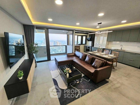 3-BR Condo at The Waterford Diamond Tower Sukhumvit near BTS Phrom Phong (ID 2723387)