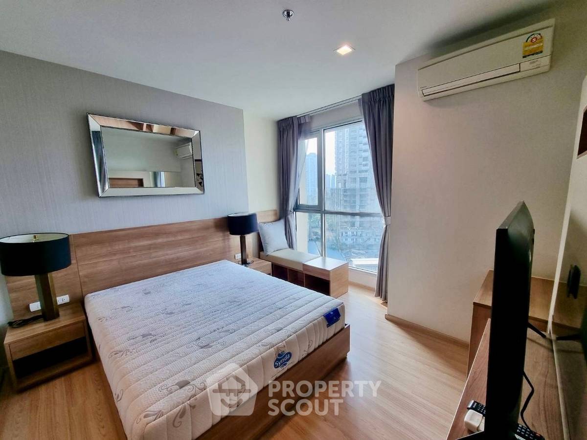 รูป คอนโด 1-ห้องนอน ที่ ริธึ่ม สาทร ใกล้ BTS สะพานตากสิน (ID 2738554) - รูปที่ 2/12