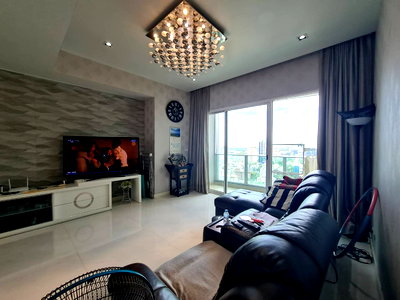 Condos for sale : LTH5364 – Millennium Residence FOR SALE 3 beds 3 baths Size 145 Sq.M. nearby BTS Asoke Station ONLY 24.9 MB