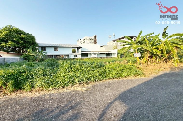 Land for sale, 136 sq wah, Lat Phrao