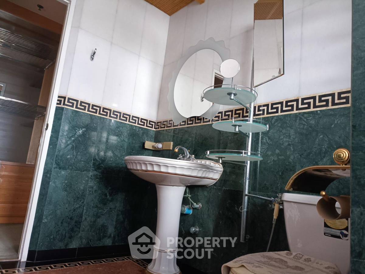 รูป คอนโด 2-ห้องนอน ที่ ริเวอร์ไซด์ วิลล่า คอนโดมิเนียม 1 ใน บางโคล่ (ID 2689676) - รูปที่ 9/24