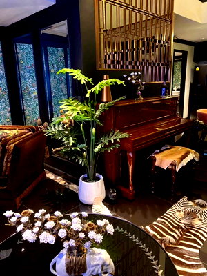 ขายคอนโด : [ขาย 45M] Na Vara Residence หลังสวน | 3 นอน 182 ตรม. ห้องใหญ่ Rare Item บนทำเล Freehold ใกล้ BTS ชิดลม