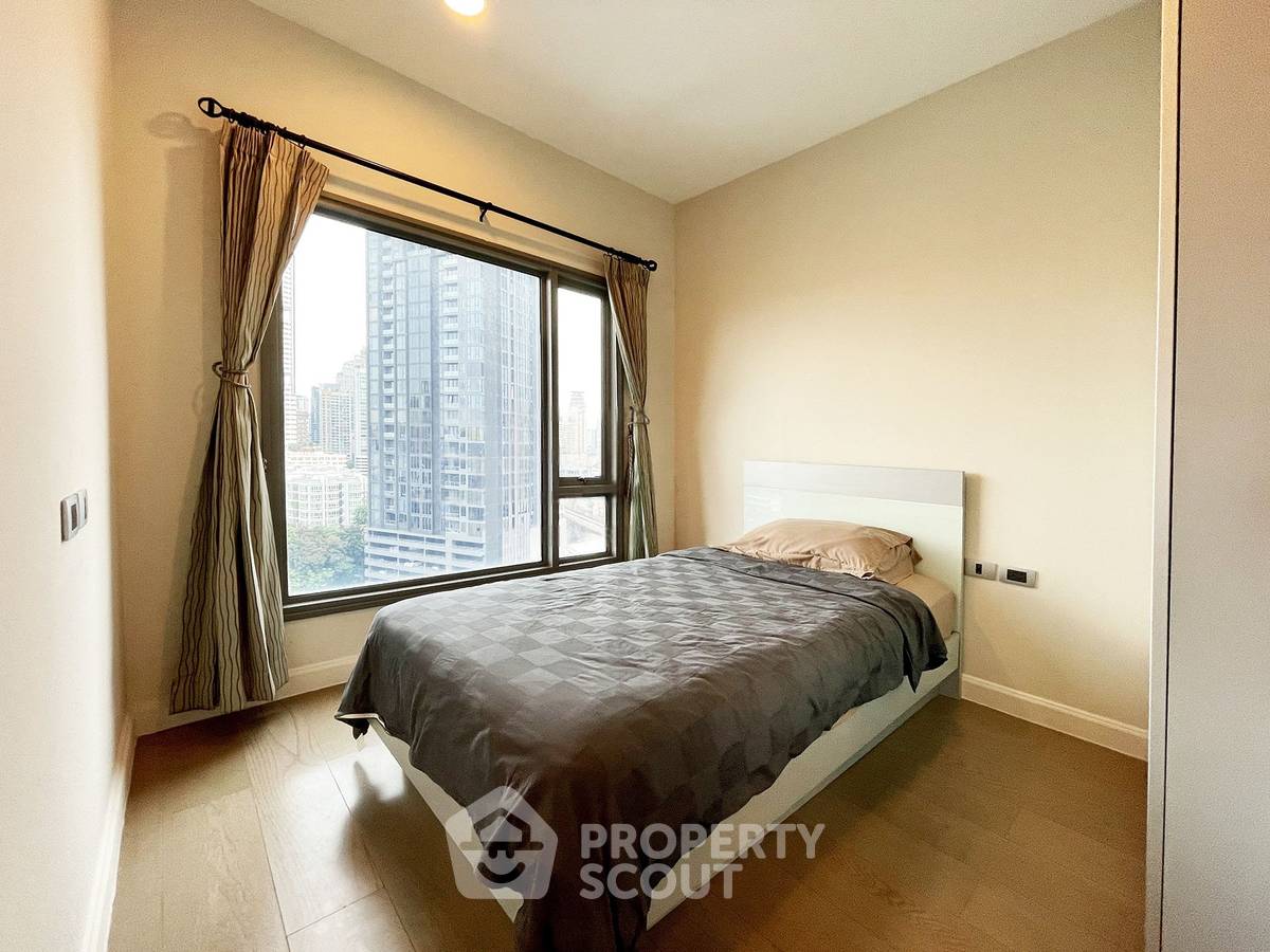 รูป คอนโด 2 ห้องนอน The Crest Sukhumvit 34 ใกล้ BTS ทองหล่อ 200 ม. (ID 2740205) - รูปที่ 4/12